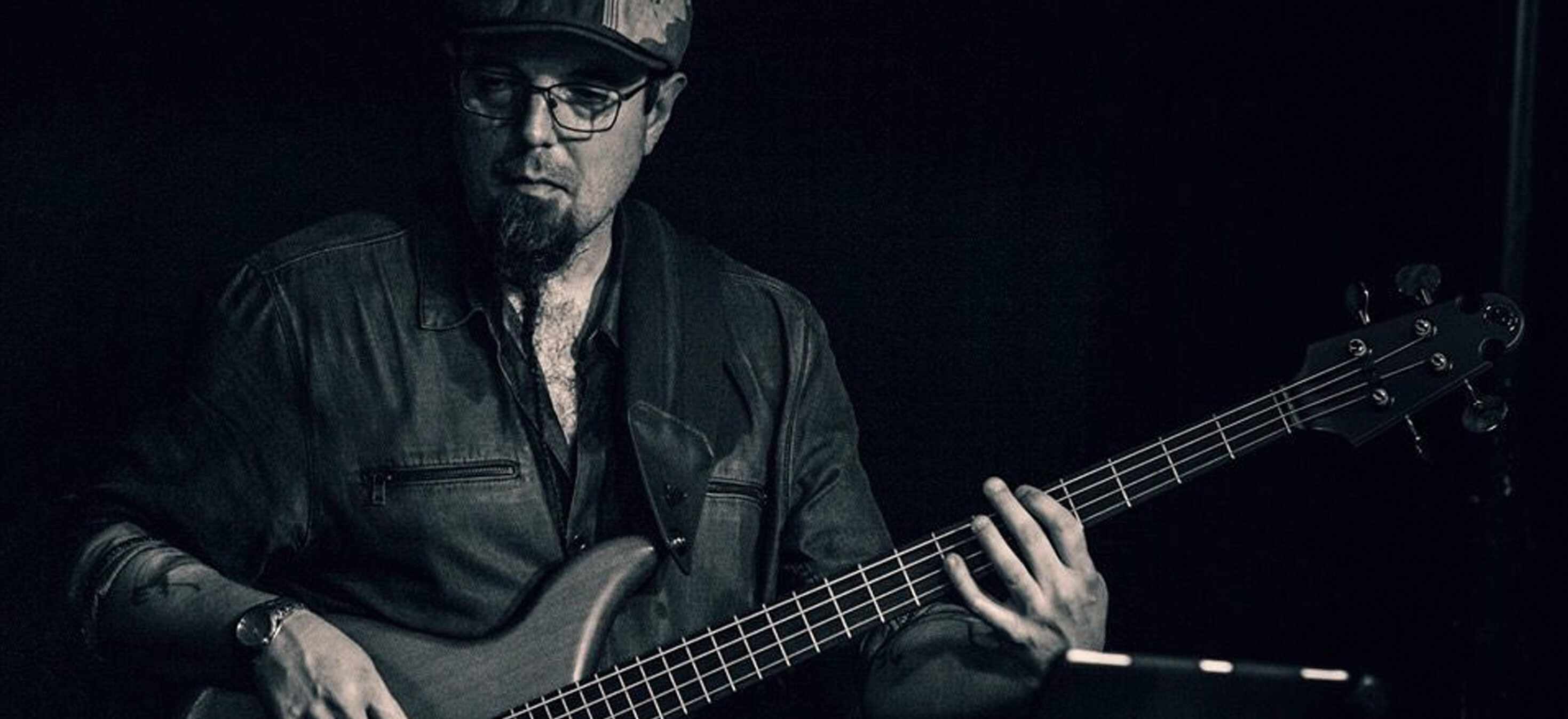 Damian Erskine photo